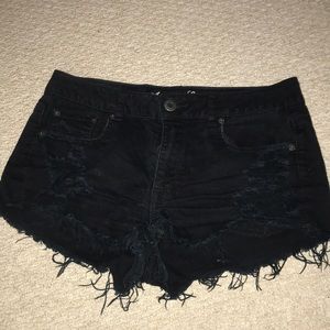 AMERICAN EAGLE black denim shorts